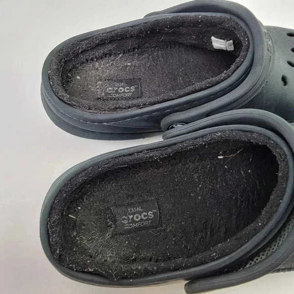 Classic Black Lined Crocs - 9 - Picture 9 of 11
